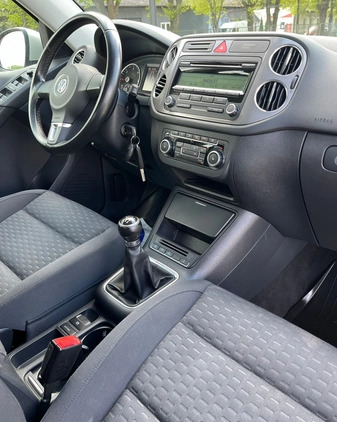 Volkswagen Tiguan cena 34900 przebieg: 235000, rok produkcji 2010 z Pisz małe 211